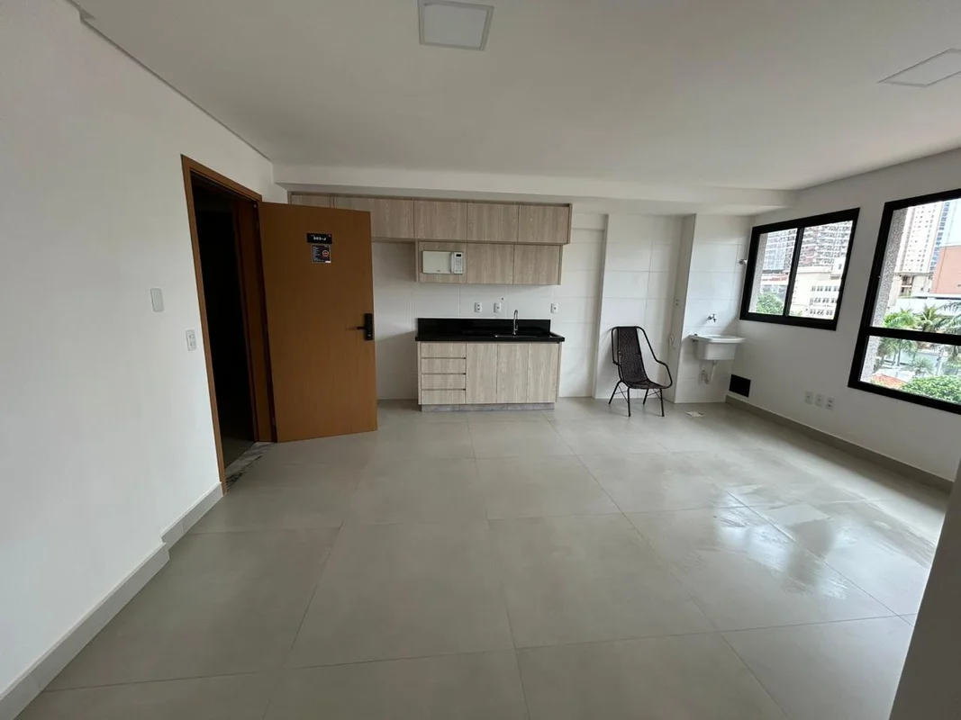 Apto 65 m2, 2 quartos sendo 1 Suite, excelente localização. Próximo a Praça T-23...