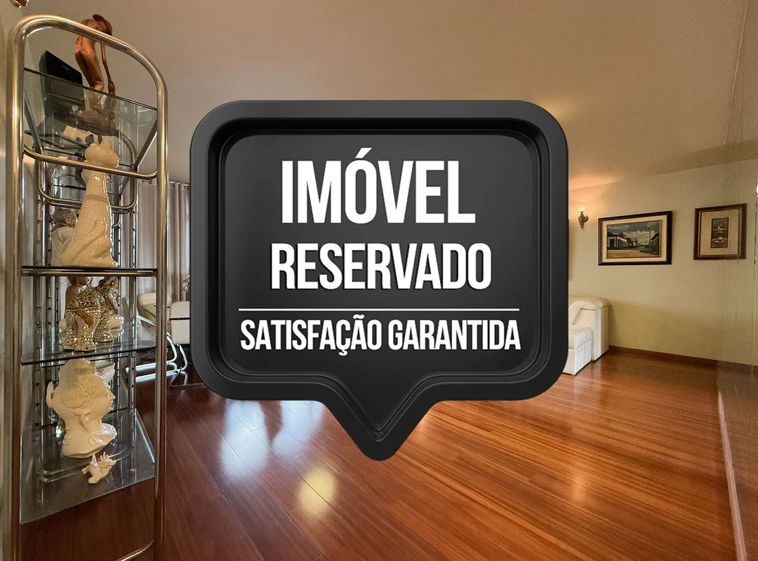 Apresentamos um imóvel único, situado em um edifício com pilotis reformado, em u...