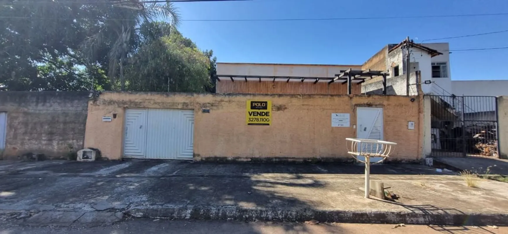 Casa à Venda com 195m² e 3 Suítes no Jardim Ana LúciaSe você busca espaço, confo...