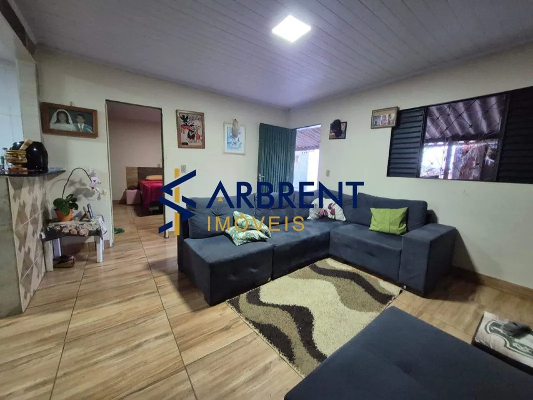 ARBRENT IMÓVEIS VENDE Casa na rua 15, entre rua 8 e rua 10 - Vicente Pires Valor...