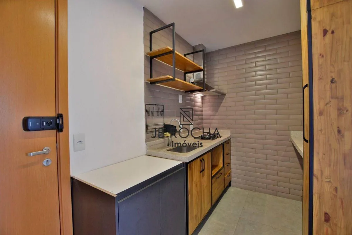 JB ROCHA IMÓVEIS VENDE Apartamento Duplex no Edifcio Cosmopolitan, 01 suíte com ...