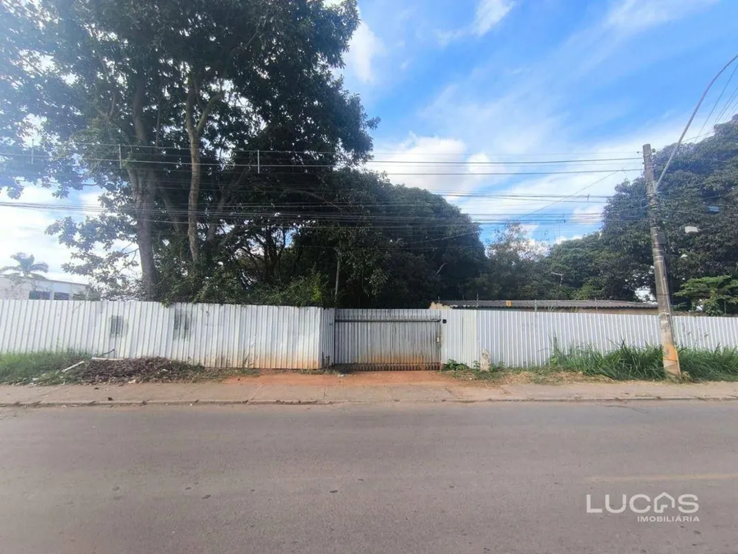 TERRENO COMERCIAL/RESIDENCIAL NA QS 10 AREALTerreno localizado na QS 10, Areal, ...