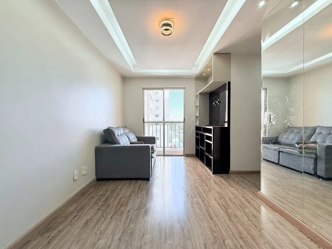 Apartamento Semi-Mobiliado | 3 Quartos (1 Suíte) | Vaga de Garagem - Residencial...