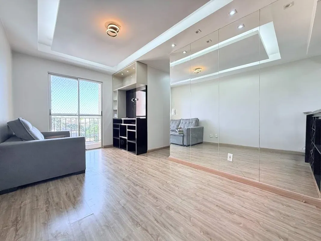 Apartamento Semi-Mobiliado | 3 Quartos (1 Suíte) | Vaga de Garagem - Residencial...
