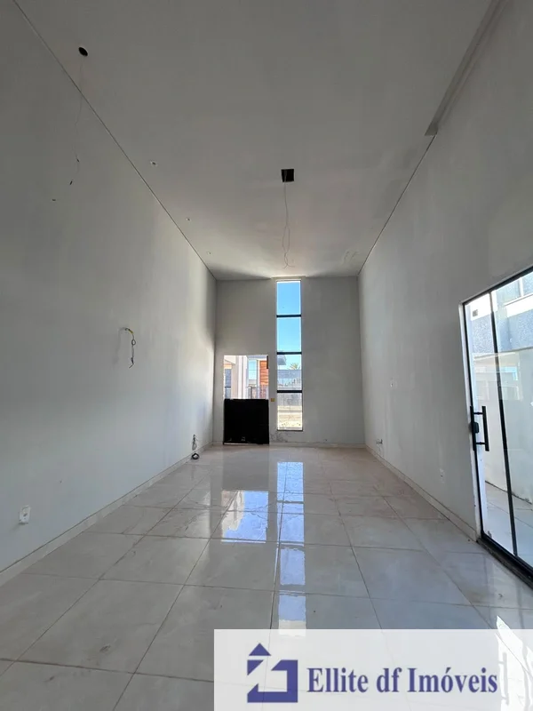 OPORTUNIDADE NA PONTE ALTALote com 390 m² e casa construída com 176 m², localiza...