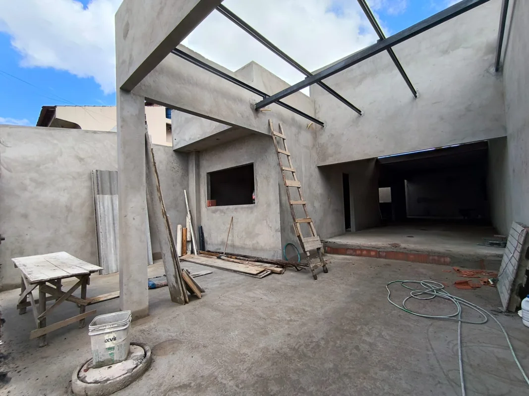Casa Moderna à Venda – Quadra 108, Samambaia SulExcelente oportunidade para quem...
