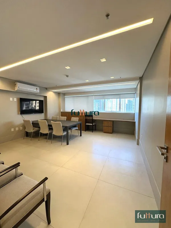 Excelente sala comercial no Edifício Flamboyant Park Business, com 43,44 m² de á...