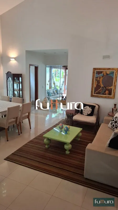CONDOMÍNIO JARDIM ATENAS. Uma casa para chamar de sua!3 ambientes de sala, sendo...