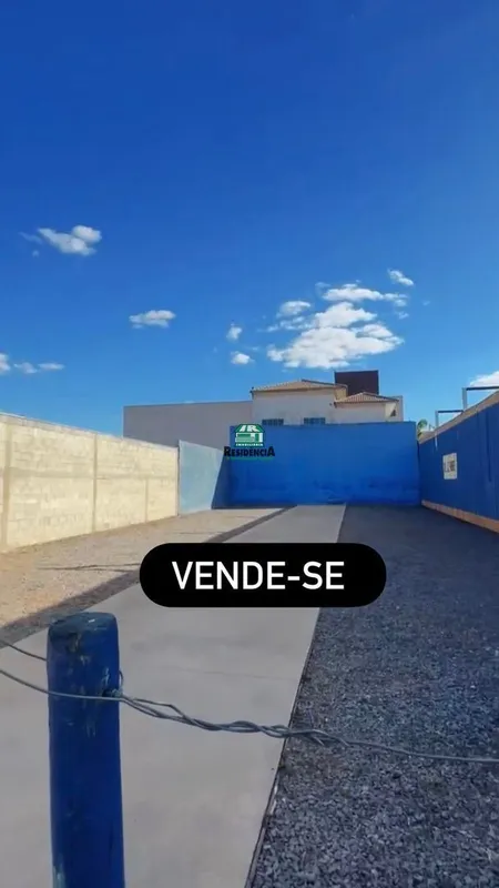 Terreno comercial:-360 metros. -Topografia plana.-Localização única. -possui agu...