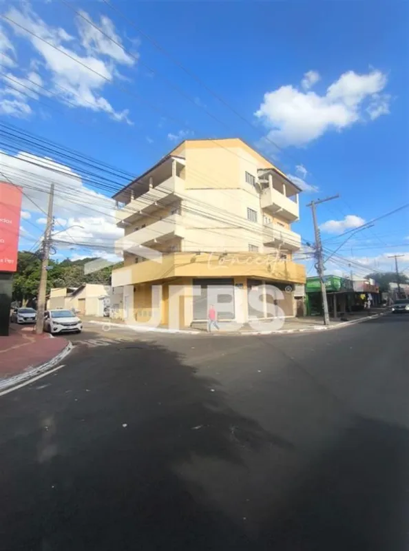 COD U-0033447 - Oportunidade Exclusiva em Goiânia: Prédio Inteiro com Vasta Estr...