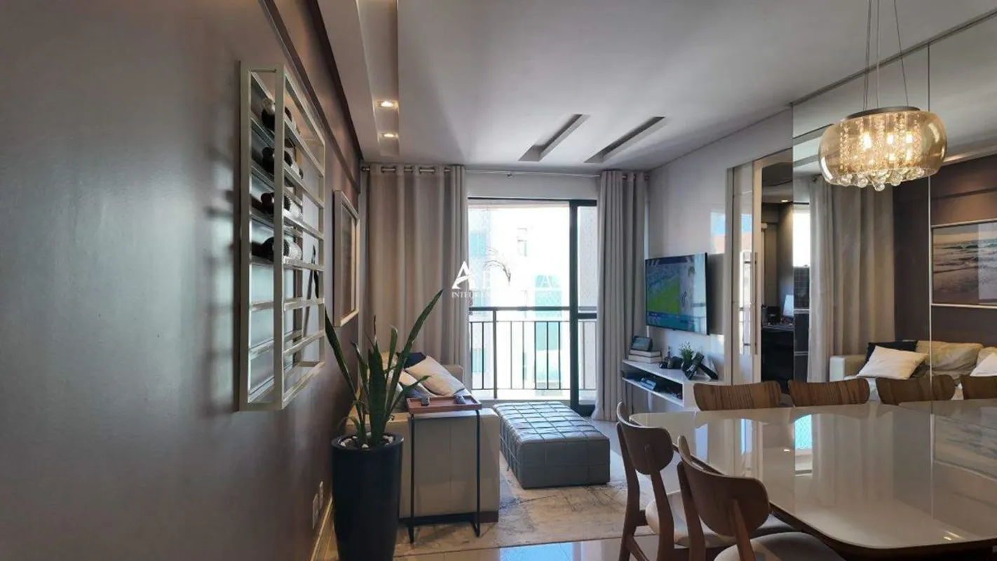 Apartamento de 3 quartos no Bella Cintra, andar alto, reformado, iluminação cone...