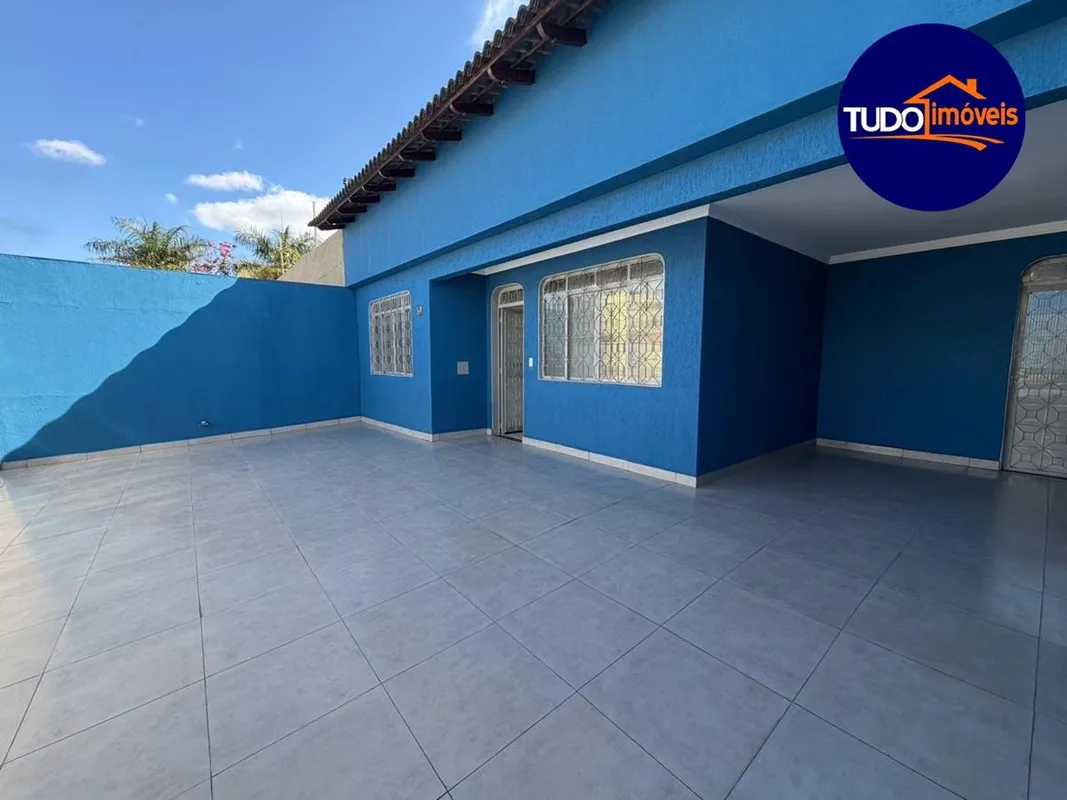 CASA PARA LOCAÇÃO - QD. 30 SETOR LESTE | GAMA/DFExcelente oportunidade para mora...