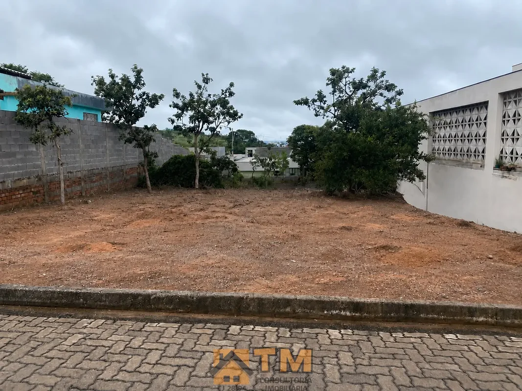 TM CONSULTORIA IMOBILIARIA VENDE:CONDOMINIO ALTO DA BOA VISTA - QUADRA 201, LOTE...