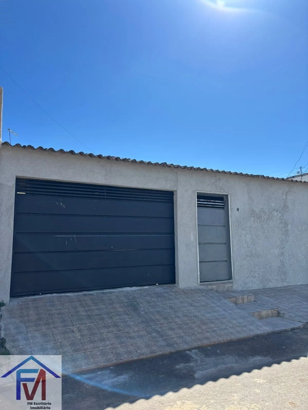 A Imobiliária FM oferece uma excelente oportunidade de morar na QR 217 Conjunto ...