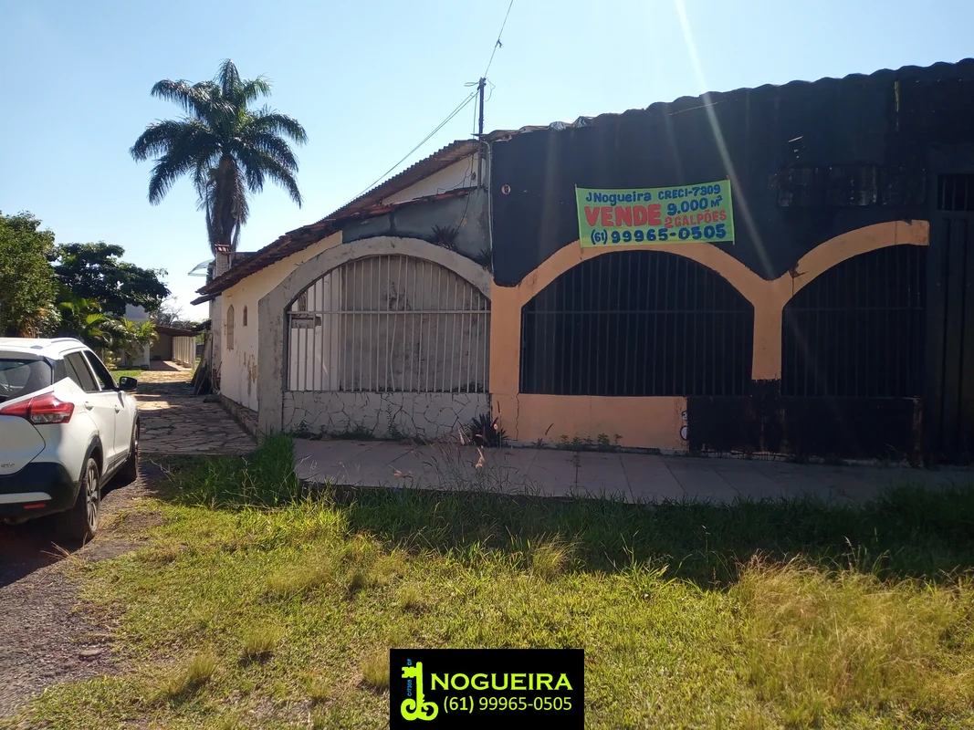 VENDO GALPÃO COM MAIS OU MENOS 500 m2MAIS APARTAMENO DE 4 QUARTOS/SUÍTEANEXO AO ...