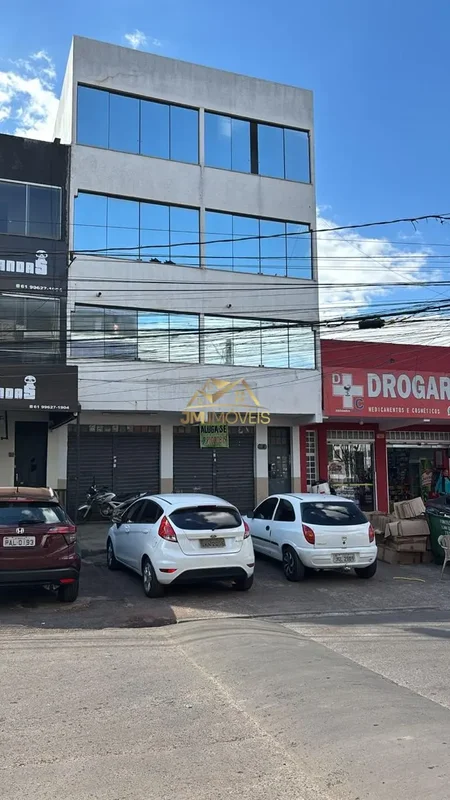 Descubra uma oportunidade única de morar em um loft aconchegante e bem localizad...