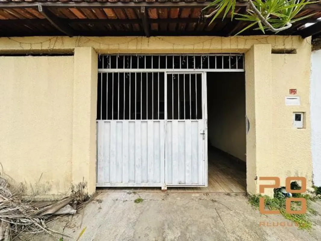 Casa para alugar na Cidade Vera Cruz, em Aparecida de Goiânia/GO, com três quart...