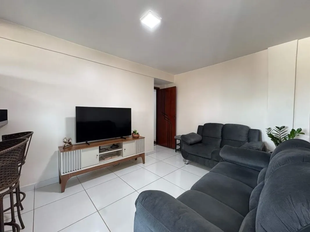Apartamento a venda Setor de Mansões - Sobradinho-DF;Composto por: - 2 quartos;-...