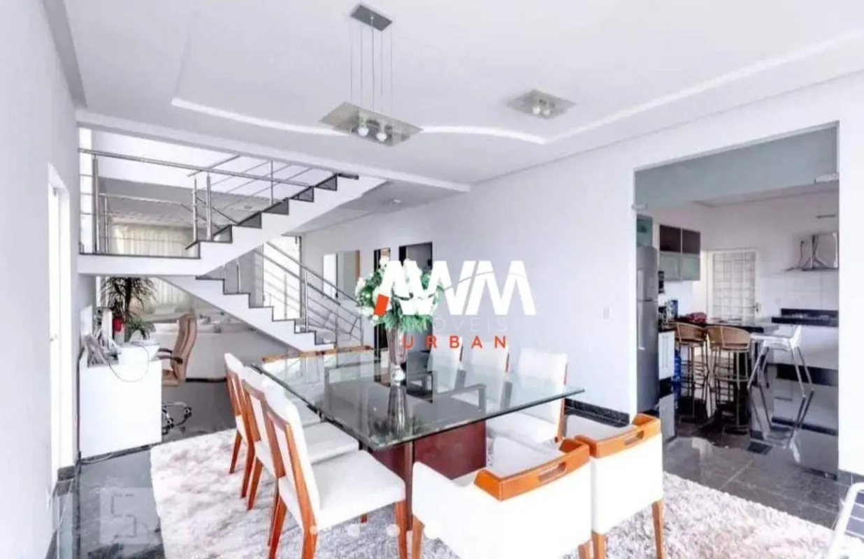 Portal Do Sol I- Sobrado com 4 suítes, completo em armários, 290 m², localizado ...
