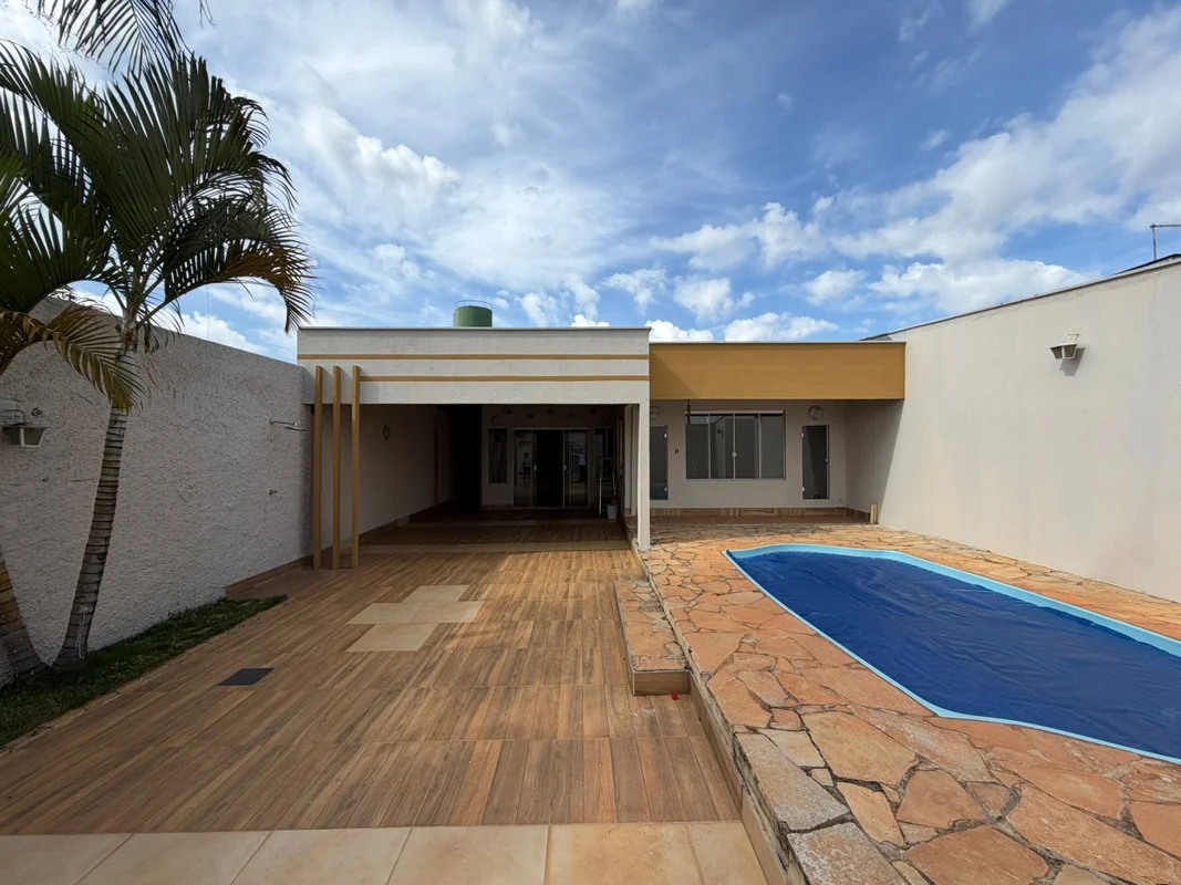 Casa ponte alta norte Rua das corujasCondomínio fechado 2 casas no lote Casa pri...