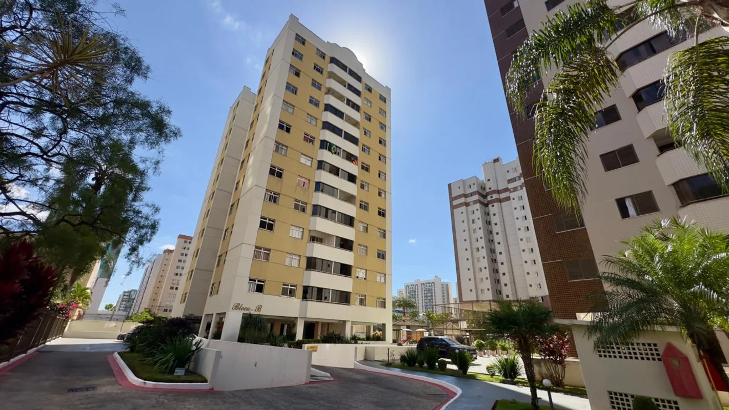 Apartamento amplo e pronto para morar no Edifício Vitória – Quadra 204, em local...