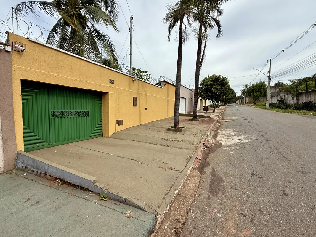 Casa à venda no Jardim Petrópolis – Goiânia/GOR$ 480.000Excelente casa em lote d...