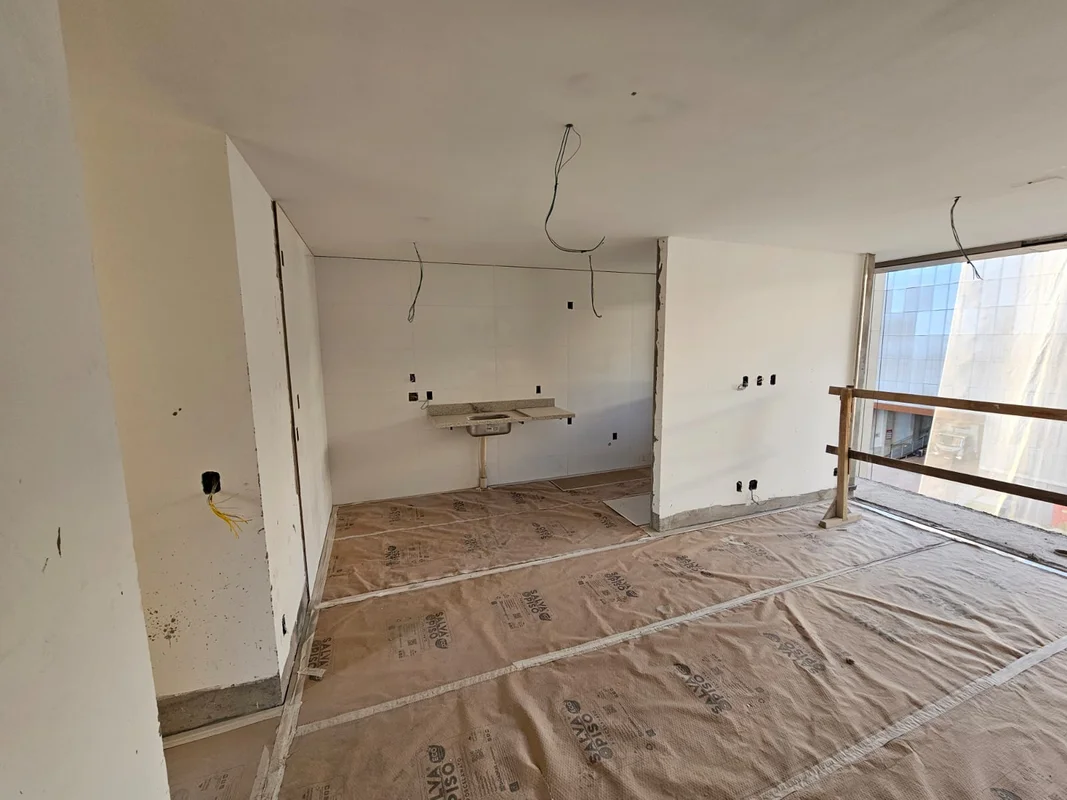 OPORTUNIDADE NO RESIDENCIAL LIVING – ÁGUAS CLARASMore em um empreendimento moder...