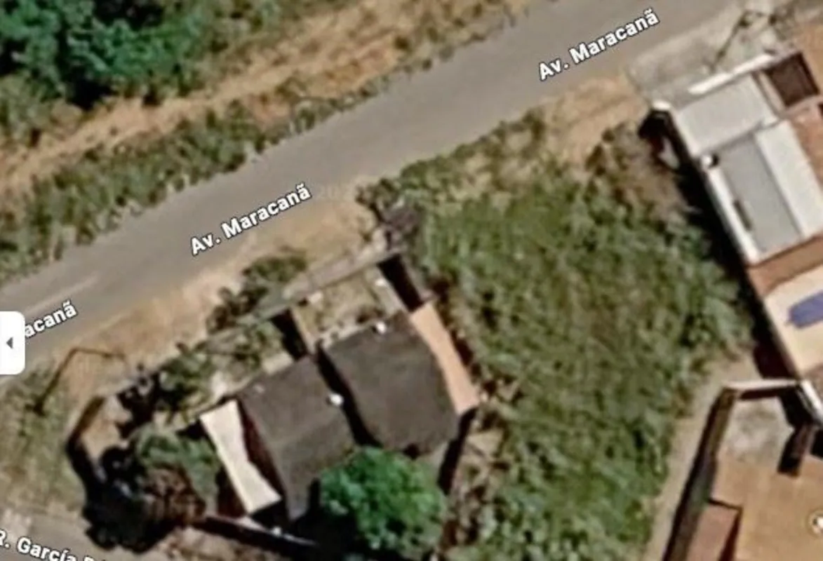 LOTE À VENDA EXCELENTE OPORTUNIDADE! Área total: 588,90m² Lote com ótimo aprovei...