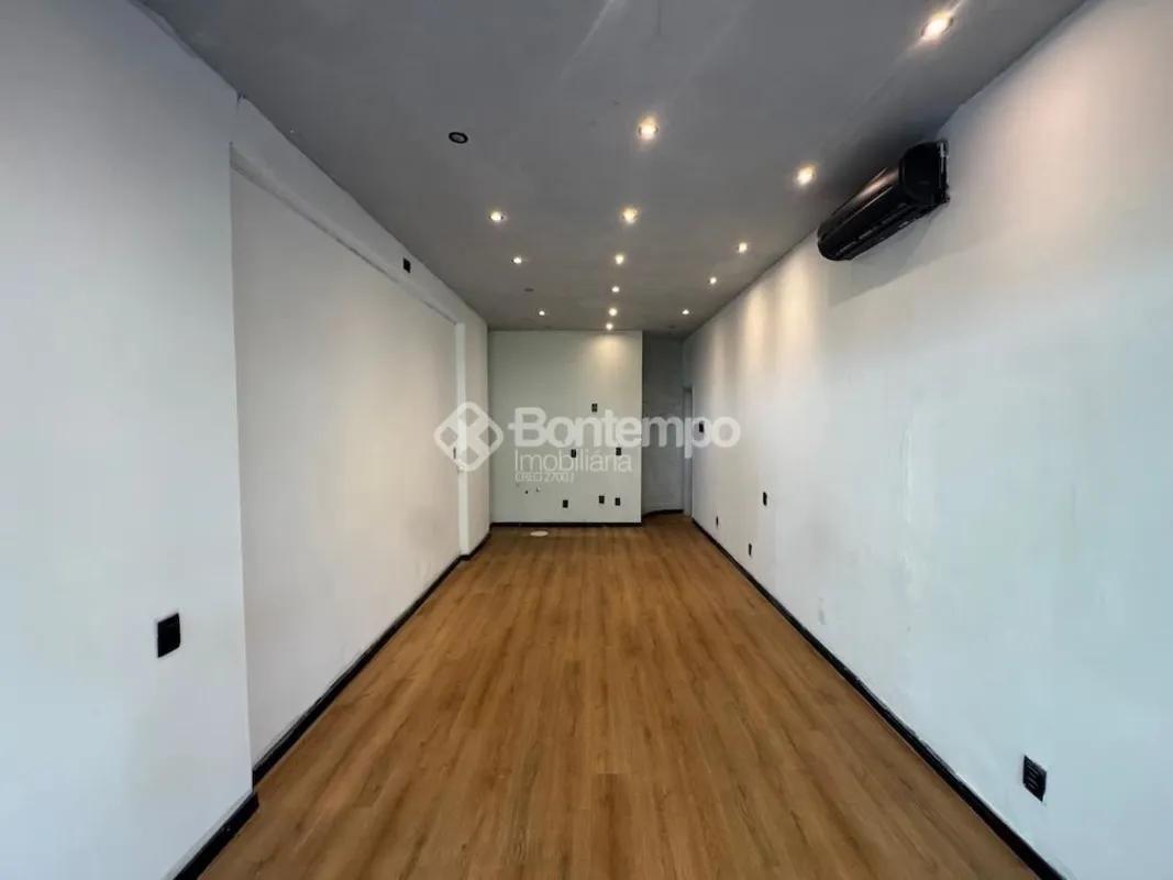 A Bontempo Imobiliária disponibiliza com exclusividade para locação loja térrea,...