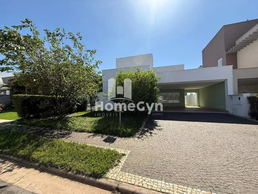 Casa Térrea à Venda no Jardins ValênciaConforto, funcionalidade e excelente loca...