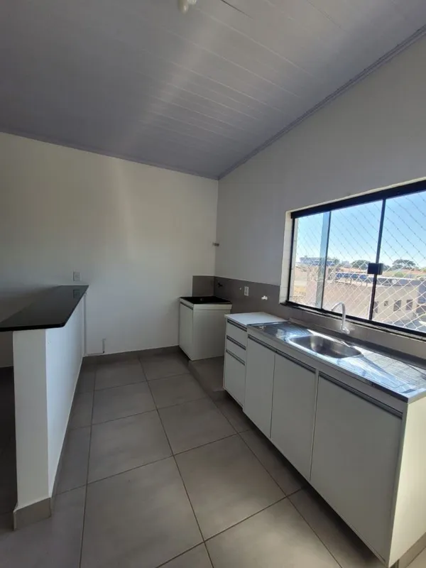 APT DE 02 QUARTOS, SALA, COZINHA COM ARMARIOS, BANHEIRO COM BOX, SEM GARAGEM EM ...