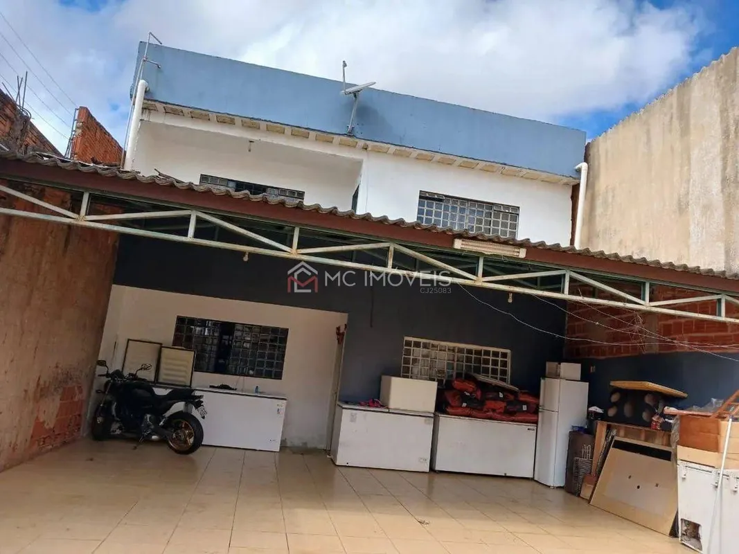  Sobrado à Venda na QR 212 - Samambaia Norte | 2 Quartos | Suíte | 5 Vagas|Excel...
