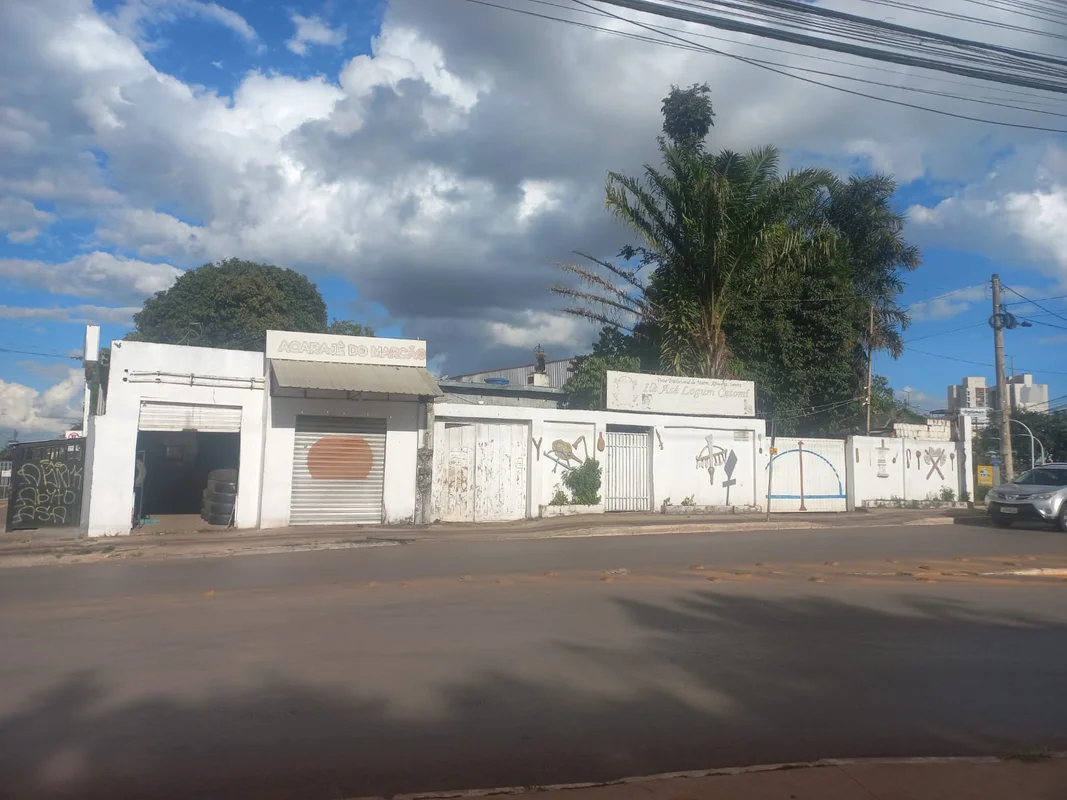 Oportunidade para quem busca um lote comercialLote com ampla com aproximadamente...