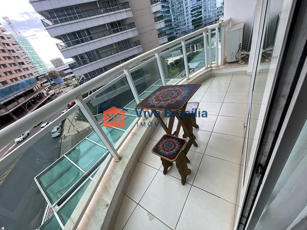 Flat mobiliado para locação no Edifício Biarritz – SHN Quadra 1, Asa Norte, Bras...