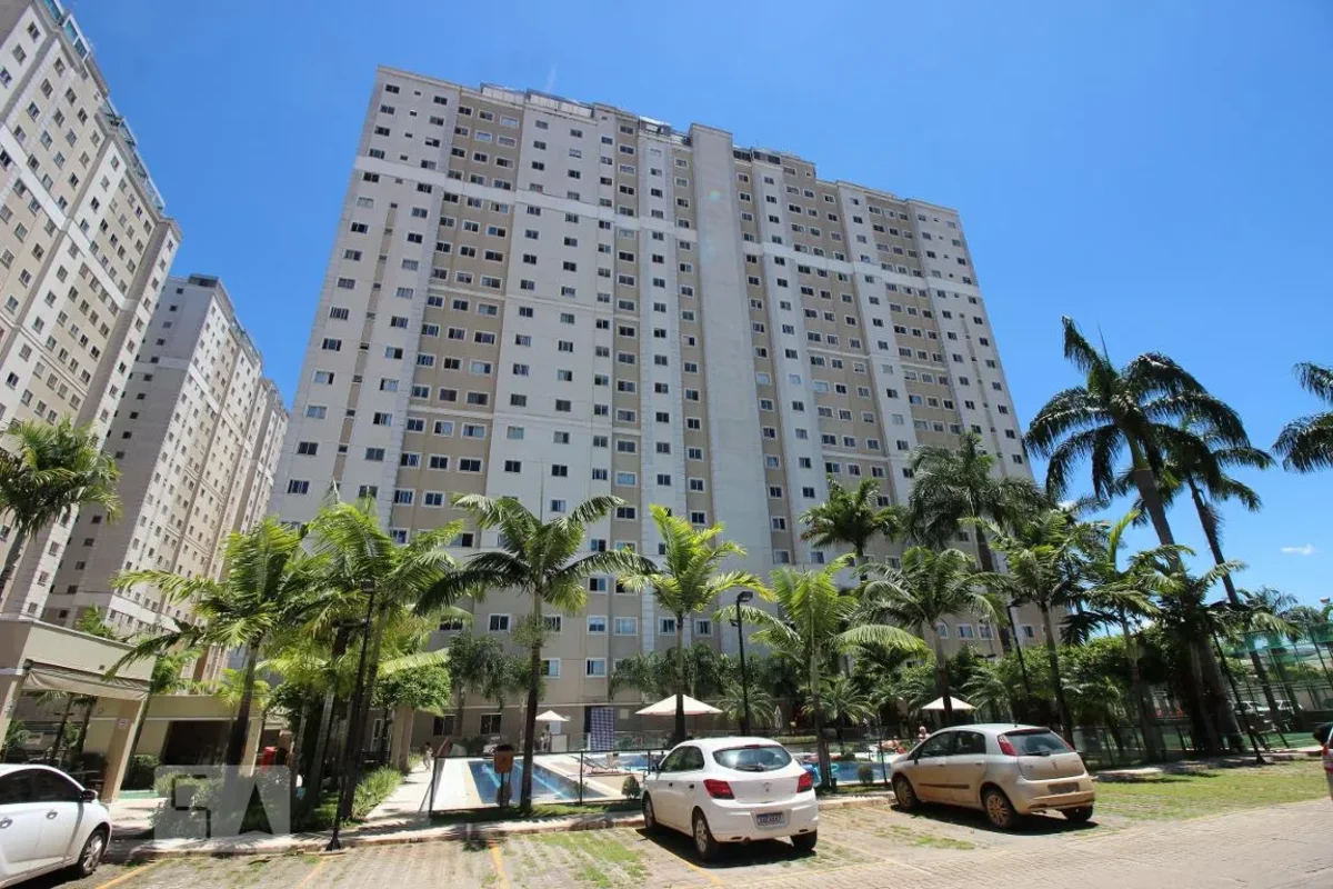 Descubra um apartamento confortável e funcional no QI 24, Setor Industrial, Tagu...