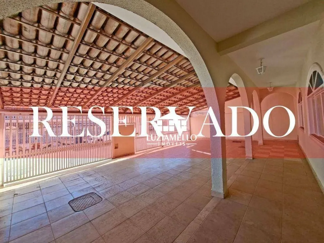 QE 30 CONJUNTO F , GUARÁ II Excelente casa residencial com ambientes amplos . O ...
