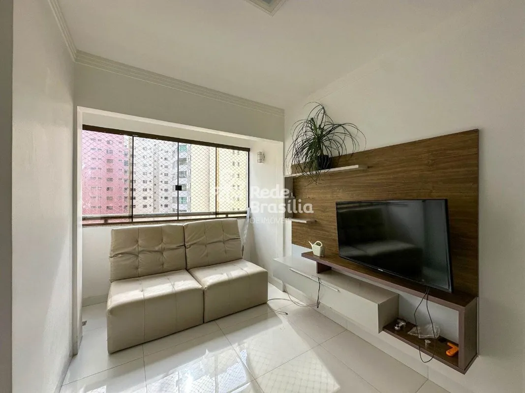 TH35475 - Av Parque Aguas Claras - Res. Natalia Valois, Apartamento 03 quartos M...