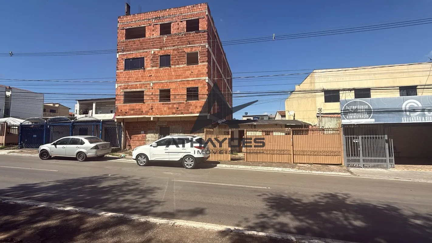 Lote de destinação de Uso Misto, ( Lei Complementar 757/2008), localizado na QS ...