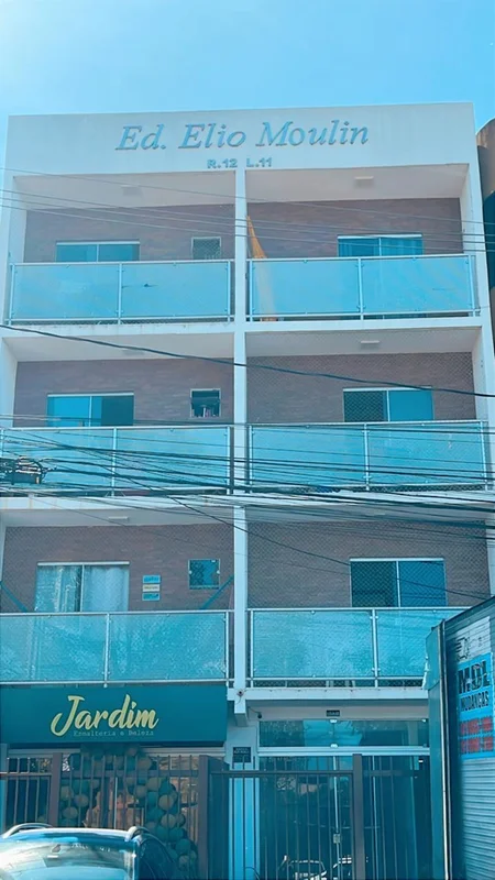 BSB IMOBILIÁRIOAluga Apartamento na QE 40 Polo de modas, (frente livre para parq...