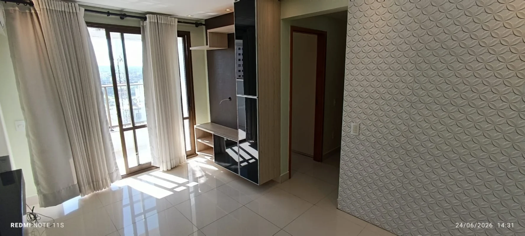 ** CURITIBA IMOBILIÁRIA ALUGA** THE POINT RESIDENCE - RUA DAS PITANGUEIRAS S/N L...