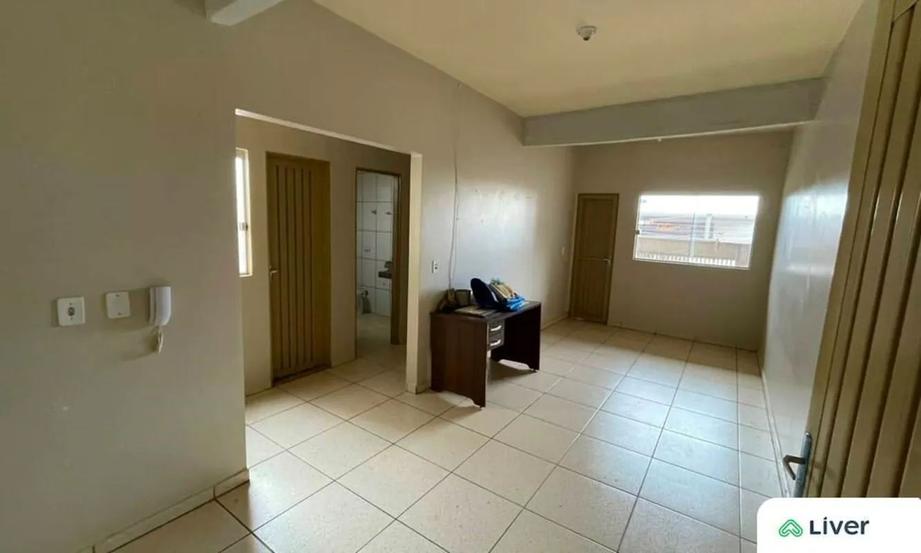 APARTAMENTOCENTROR$2.200,00- 02 Quartos- ?Sala- ?Cozinha- ?Banheiro Social- ?Áre...