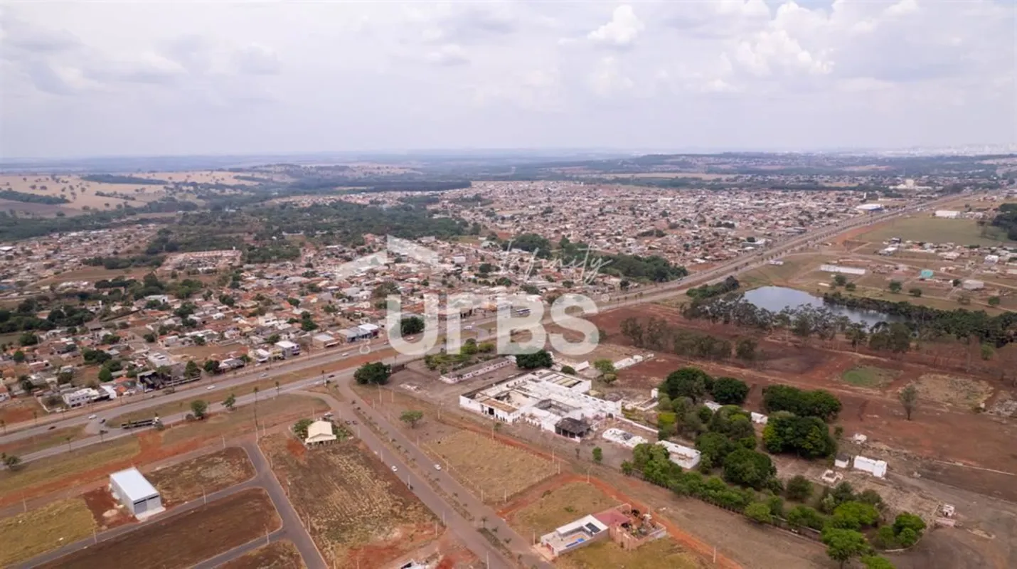 COD U-0027886 - Oportunidade Única em Goianira: Terreno Comercial Espaçoso no Re...