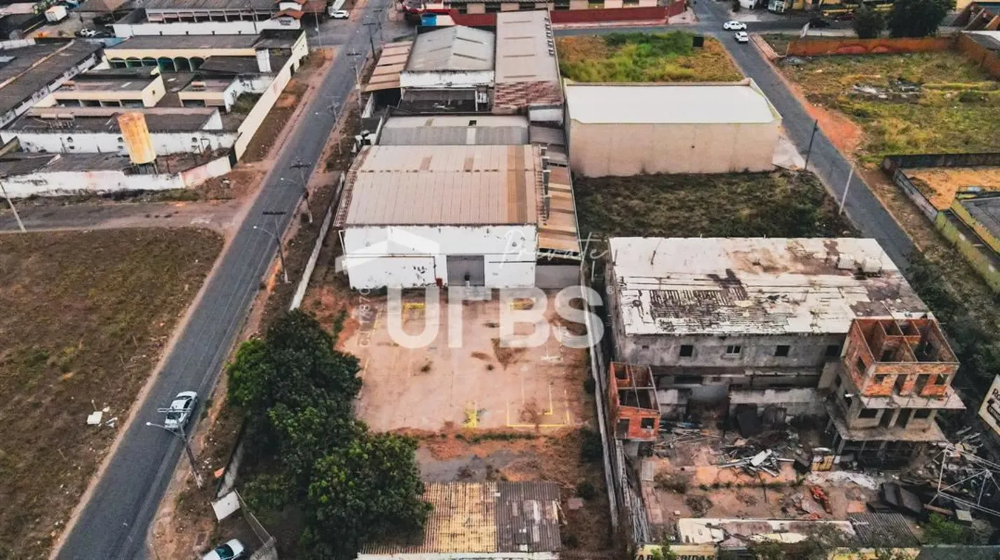 COD U-0033075 - Galpão Comercial/Industrial à Venda - Aparecida de Goiânia (Vila...