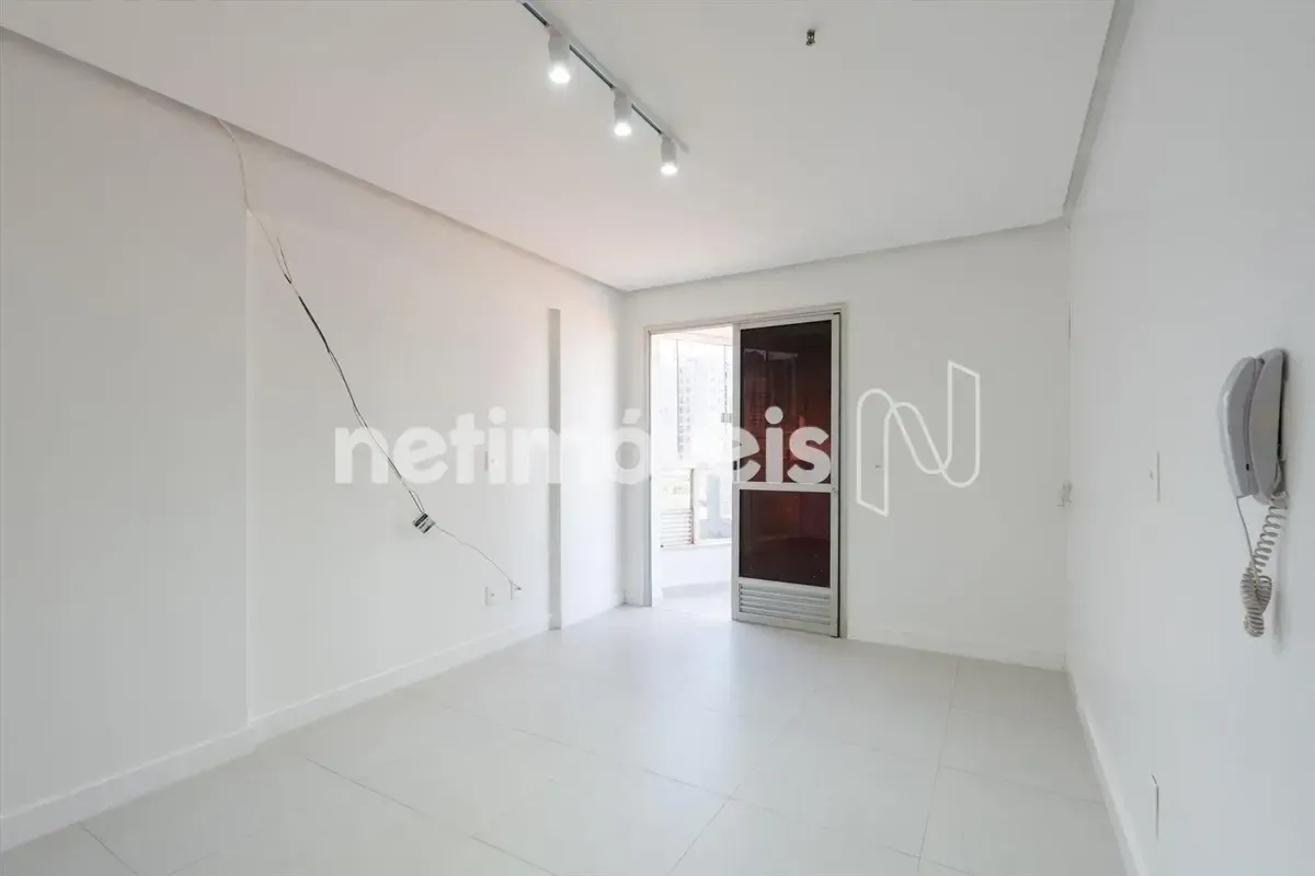 Apartamento 01 quarto - Vaga de garagem - Águas Claras - Avenida Jequitibá Local...
