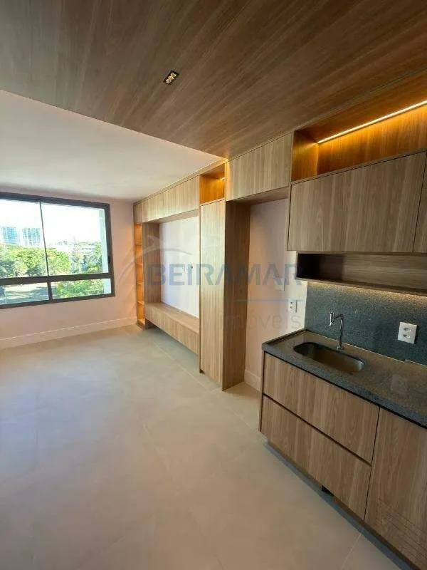 Este excelente apartamento semimobiliado de 35m² no renomado Residencial Urban L...