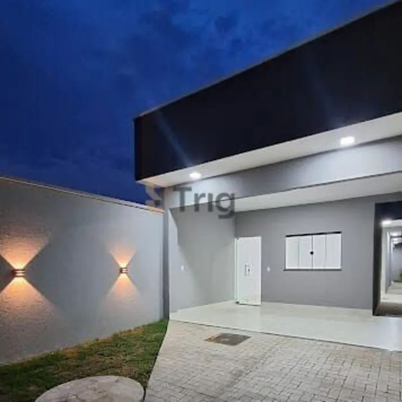 Casas individuais com excelente padrão de distribuição e localização estratégica...