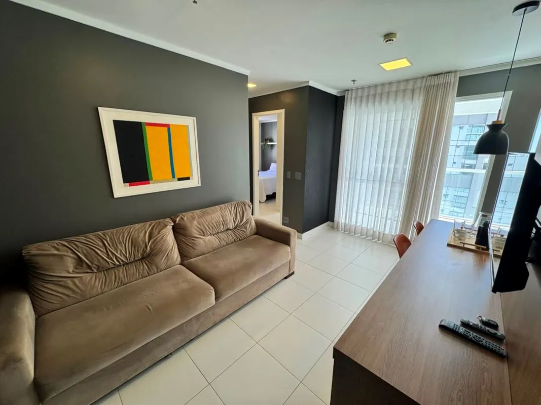 Este excelente apartamento mobiliado no Metropolitan Barcelona, localizado no Ja...