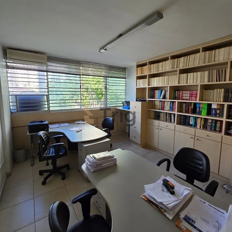 Sala comercial com 47 m² de área privativa e 64 m² de área total, localizada no ...