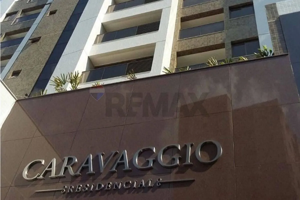 Apresentamos este excelente apartamento no Residencial Caravaggio, um dos condom...