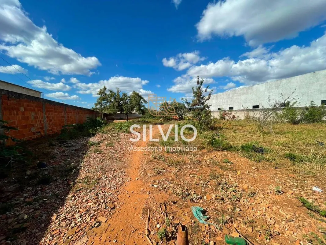 Excelente Terreno de 1.600m² – AR 13 Conjunto 8 | Setor Oeste – Sobradinho II Um...